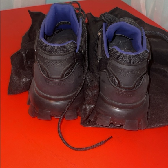 Prada shoes - Picture 2 of 5